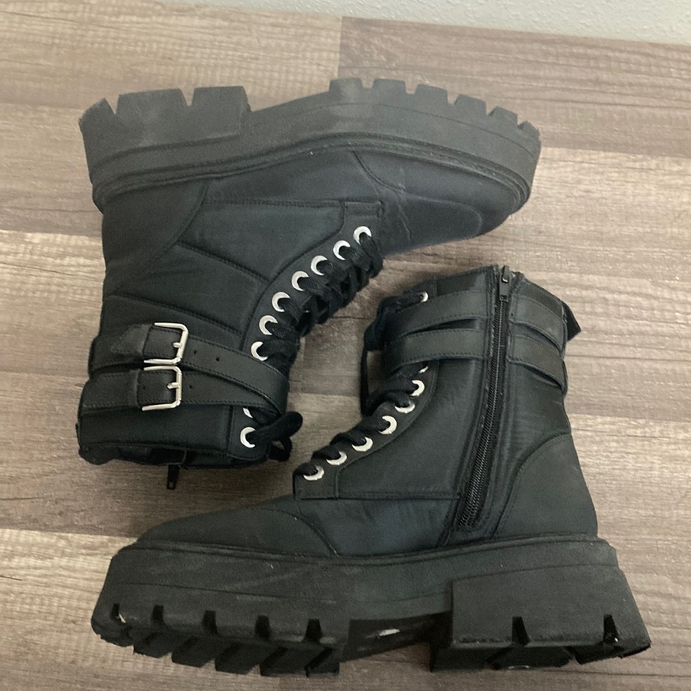Zara Women’s Black Ankle Boots low heel black zipper Sz 8 - Picture 9 of 13